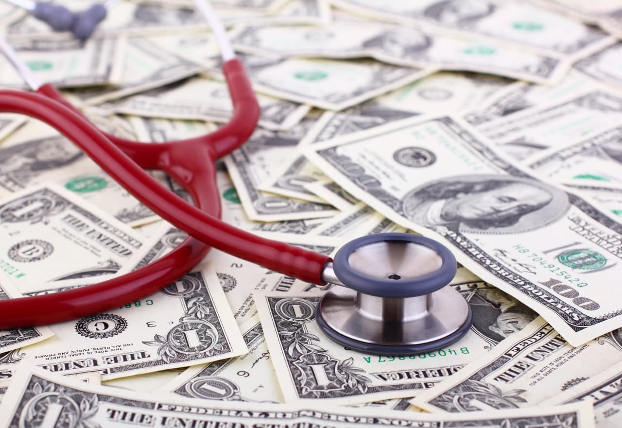 Your healthcare could now cost $185,500 in retirement — and that doesn't include long-term care