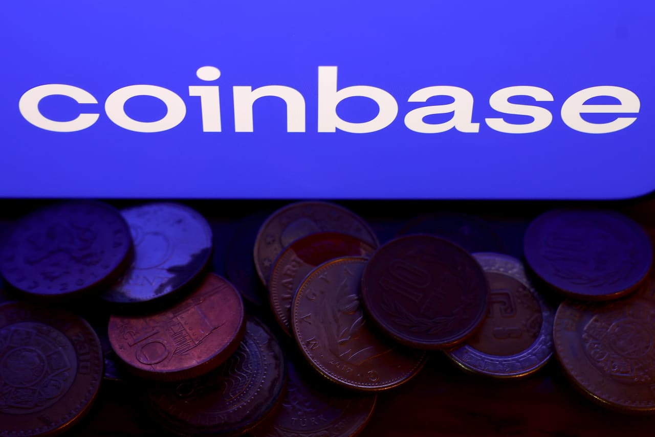 Coinbase says cyberattack cost up to $400 million after bribed overseas  employees stole customer data - MarketWatch