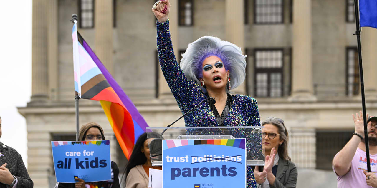 Trump-appointed federal judge rejects Tennessee's anti-drag law as too broad and unconstitutional