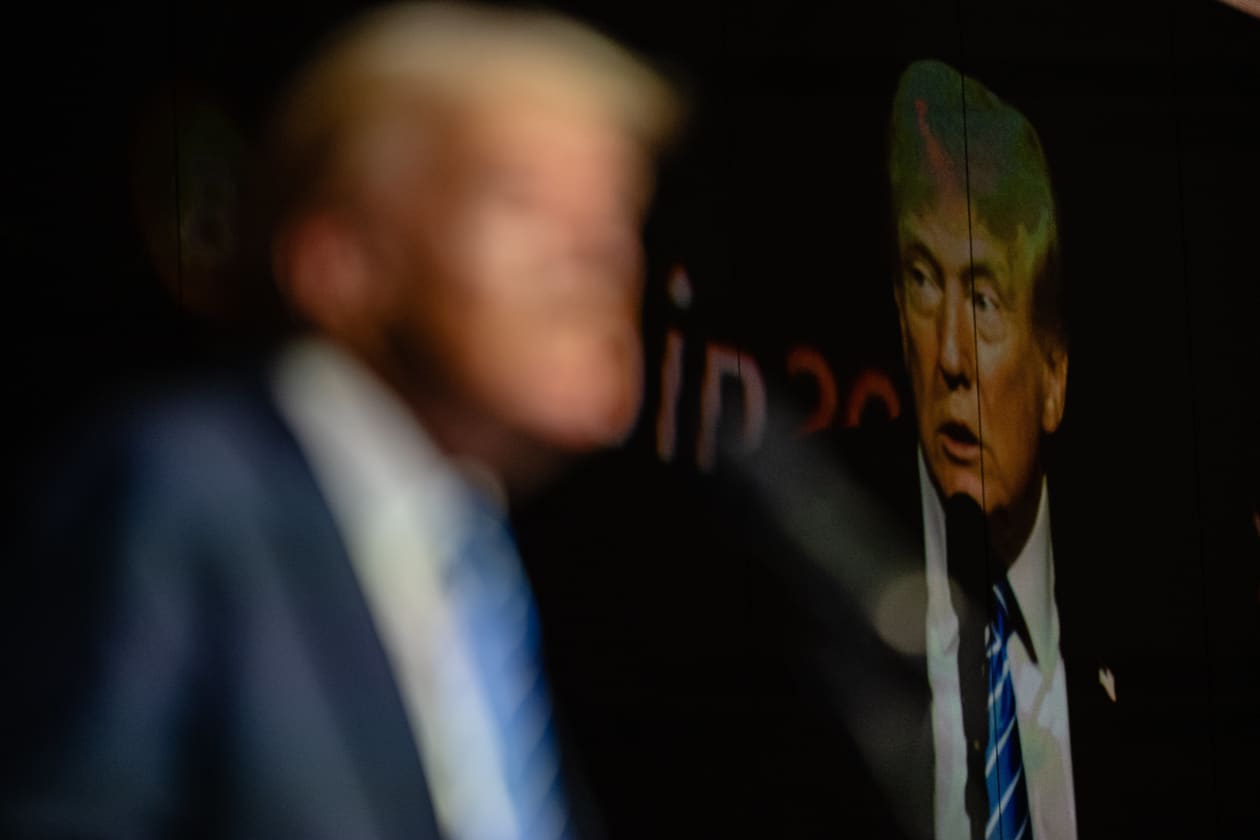 Bitcoin trades near $73,000, closes in on record high as bulls tout  election hopes - MarketWatch