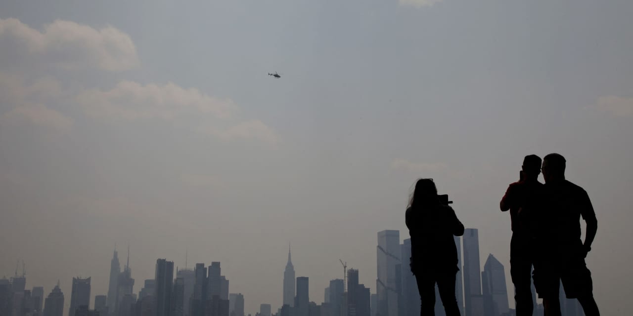 Borrowing Costs Jump To 7 For Landlords Seeking Wall Street Financing