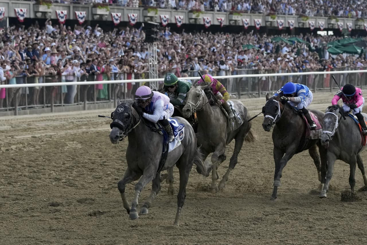 belmont park racetrack schedule