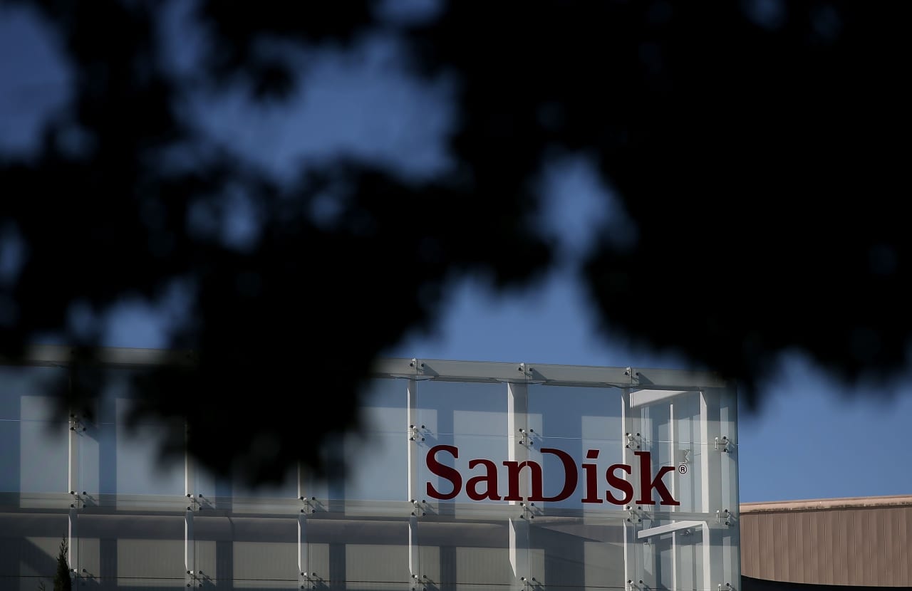 Sandisk’s stock gets ‘one of the most delayed upgrades in history’ after blowout earnings