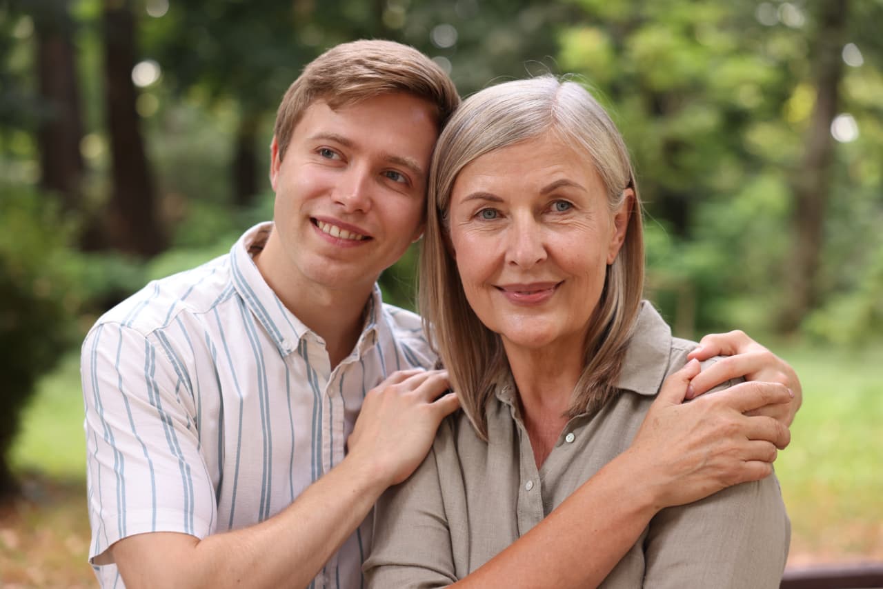 ‘His credit rating is wrecked’: My son and his girlfriend mingled their finances. Big mistake.