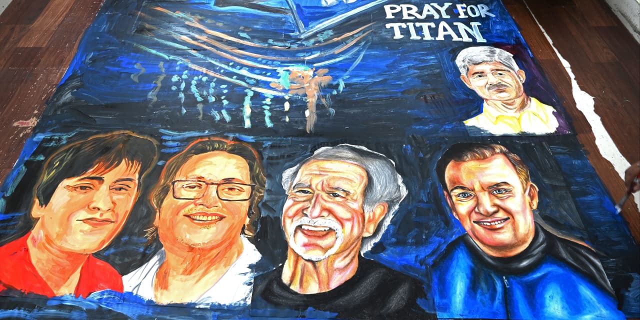 OceanGate believes all 5 passengers on Titanic exploration sub ‘have sadly been lost’