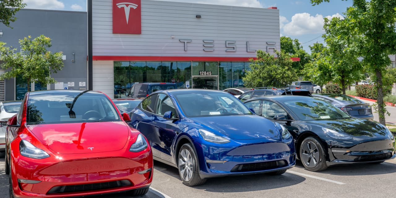 Tesla beats 2d quarter estimates with deliveries of 466,000 cars