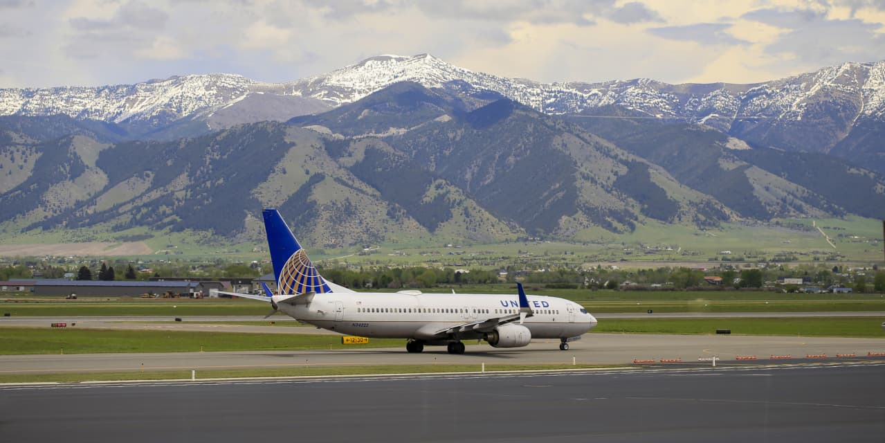 United, American Airlines earnings Demand is in focus after Delta