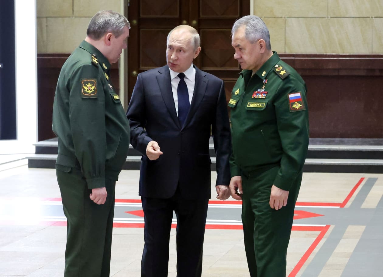 Wagner chief says he ordered his mercenaries to halt march on Moscow ...