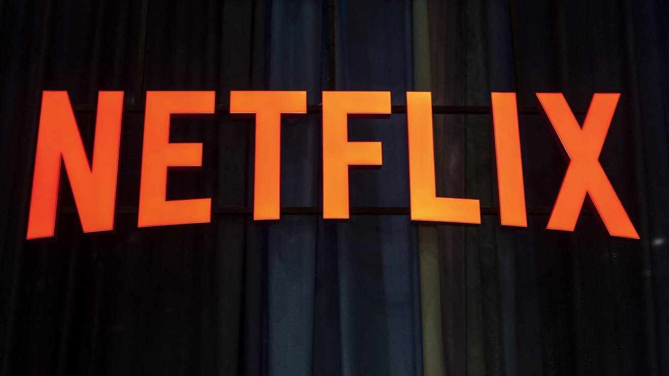 Netflix Stock Rises as Earnings Report Lifts Investor, Analyst Mood – The  Hollywood Reporter