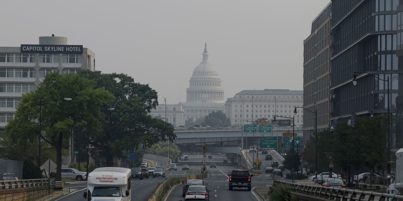 U.S. funds deficit widens to 7.8 billion in June