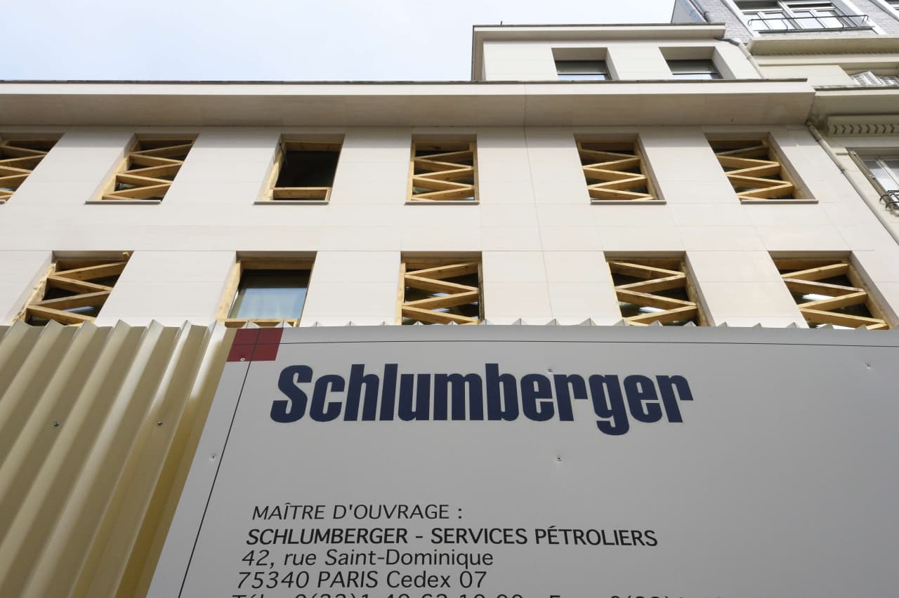 Schlumberger posts profit gain for first quarter as revenue tops estimates