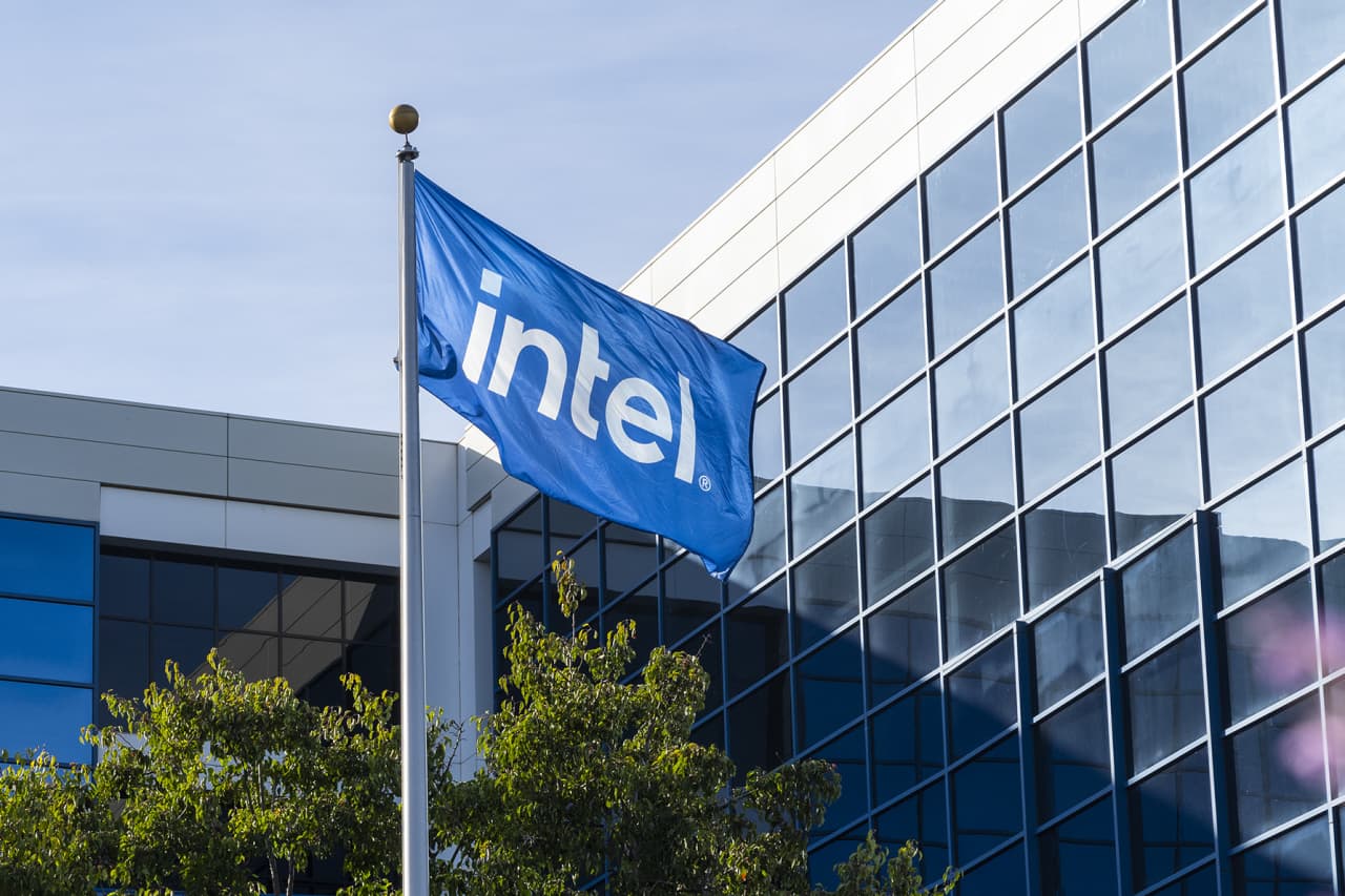 Intel’s new CEO is putting his money where his mouth is