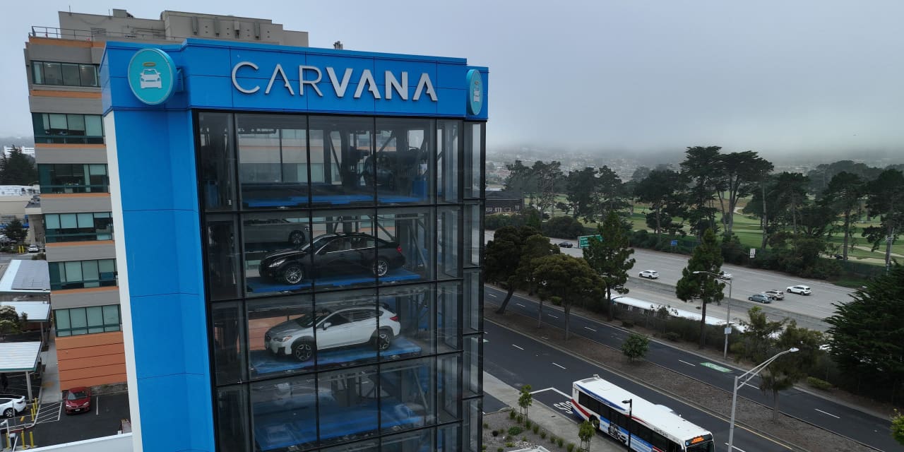 Carvana's rousing stock rally prompts one analyst to slam the brakes - Vimarsana News