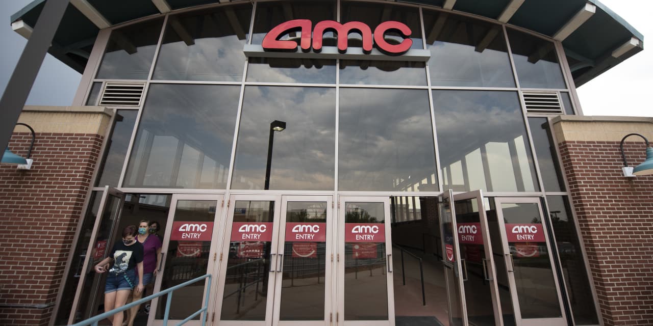 Las acciones de AMC suben un 60% después de que un juez detuviera el plan para convertir APE en acciones