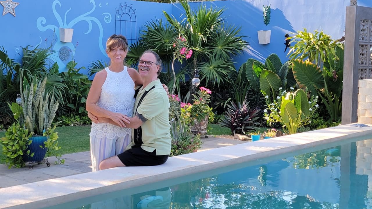 This couple’s quick visit to Mexico led them to a dream retirement there. Here’s how they live.