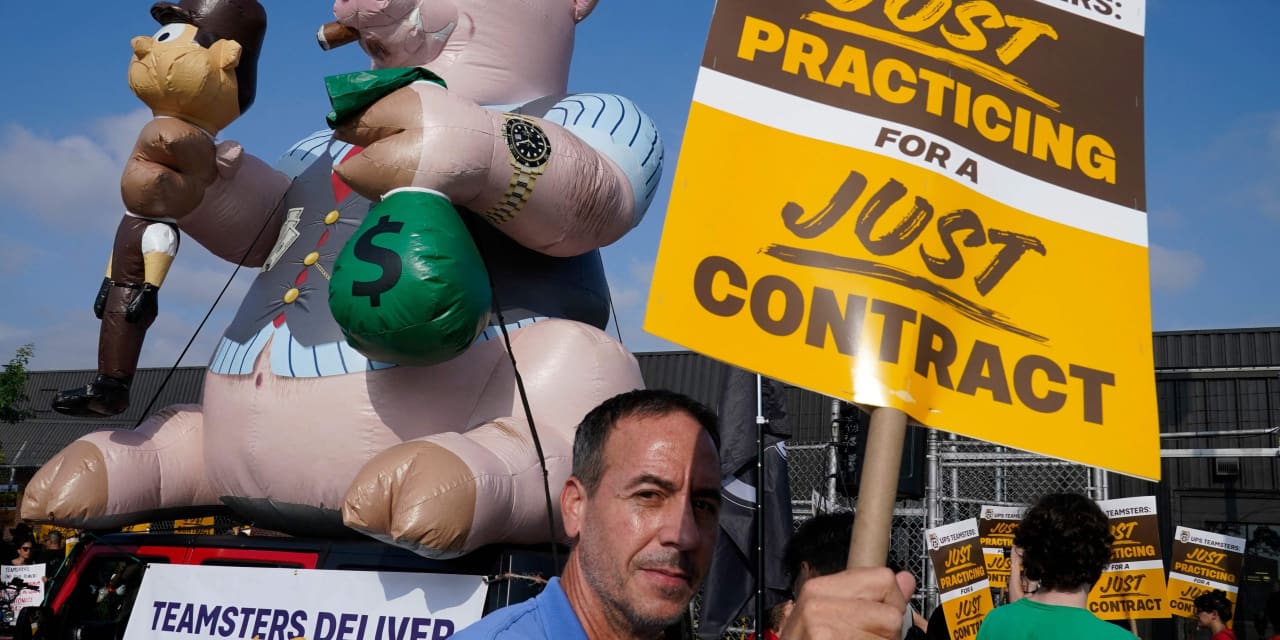 UPS, Teamsters reach tentative deal, averting threat of a strike