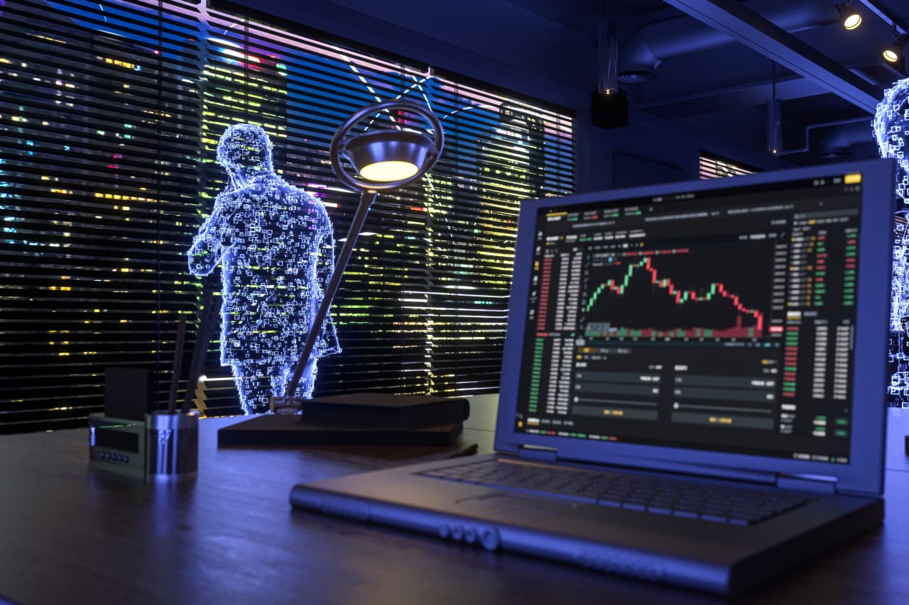 These 10 top-rated stocks are crushing the S&P 500 — yet the media and Wall Street ignore them