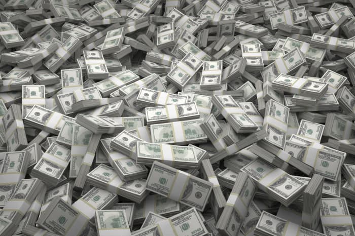 Here's the danger for investors in holding too much cash, says Wells Fargo  - MarketWatch