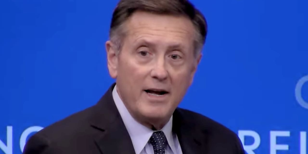 Former Fed official Clarida backs another interest-rate hike this year