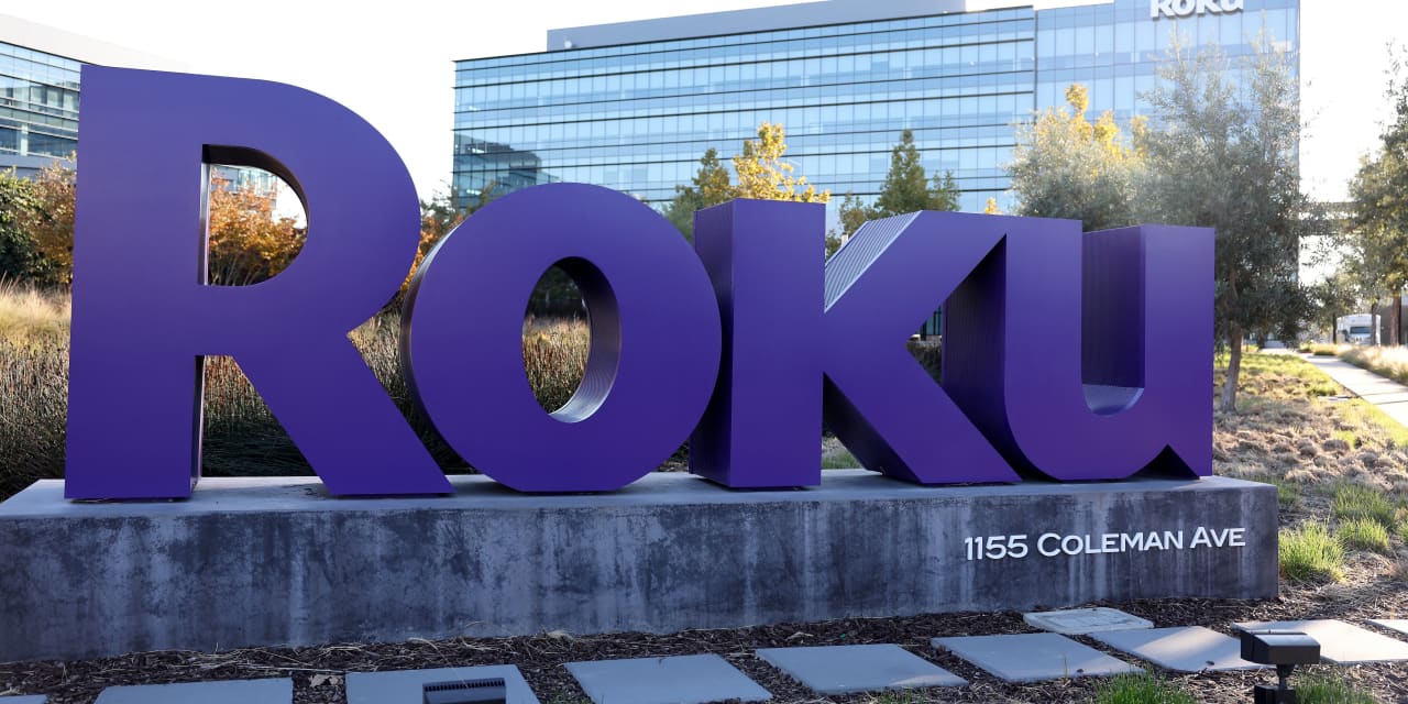 Roku’s Stock Plummets Following Earnings Report, Analyst Identifies ‘Conservative’ Outlook