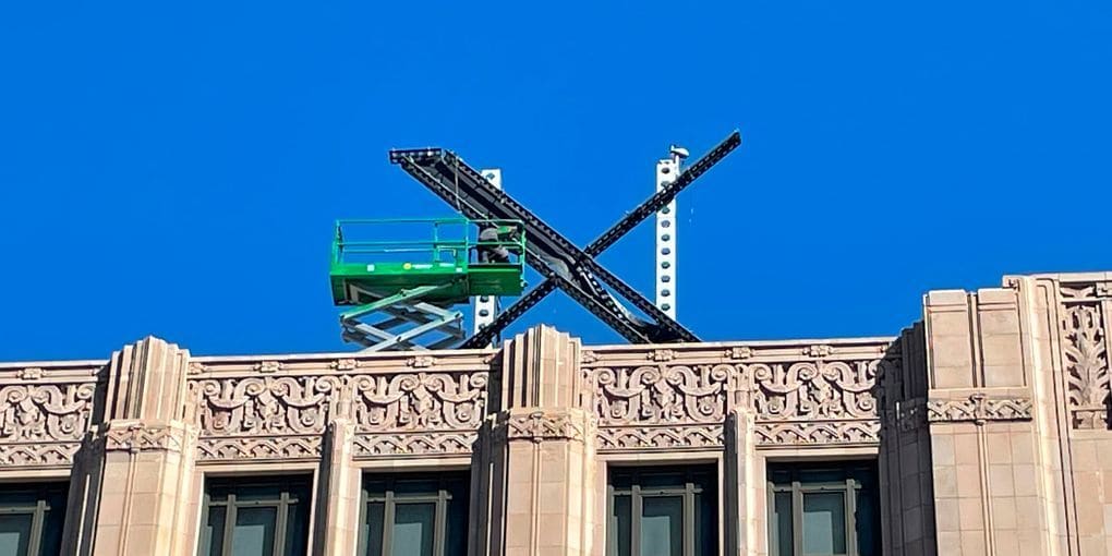 ‘X’ logo installed atop Twitter building, spurring San Francisco to ...