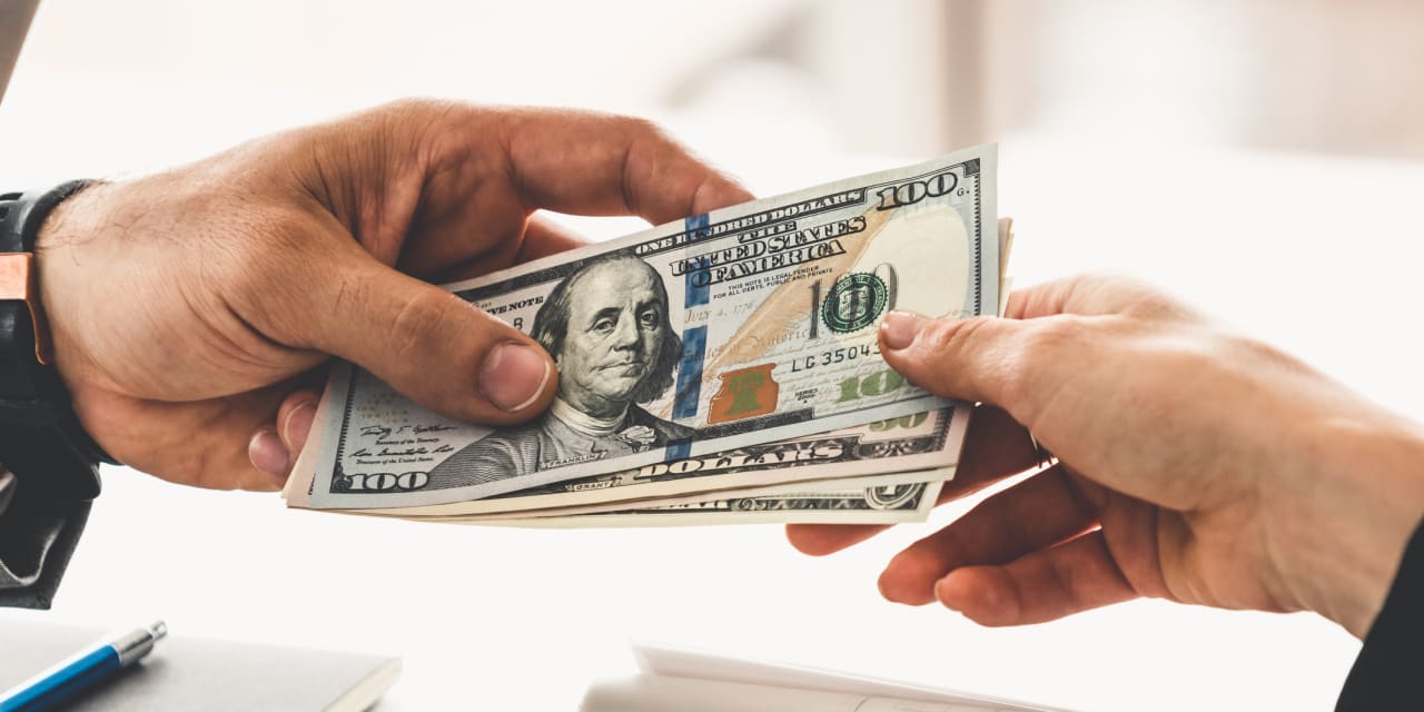 If I give away money now, what if the estate-tax exemption gets halved in 2026? - Vimarsana News