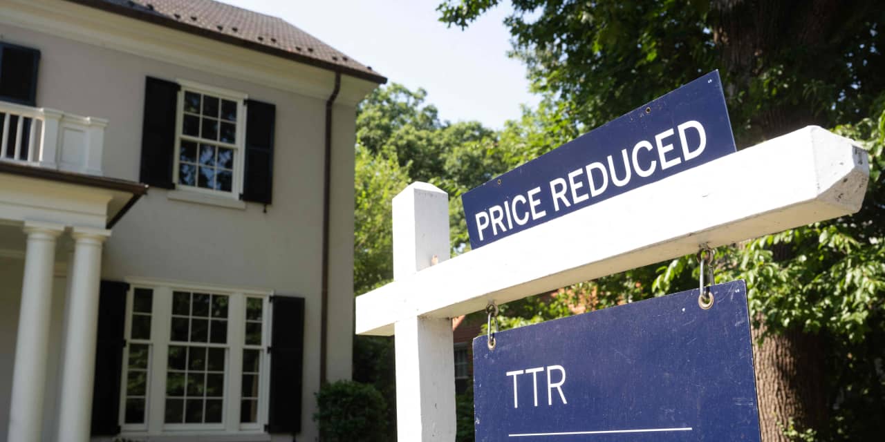 Your home mortgage is probably in a bond deal that benefits from the U.S. credit rating. What happens now that Fitch has downgraded that credit? - Vimarsana News