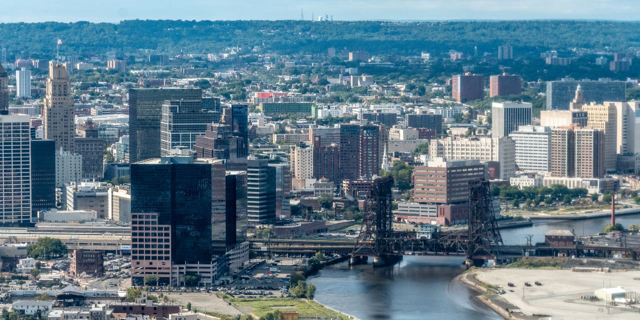 The 10 most overvalued housing markets in America