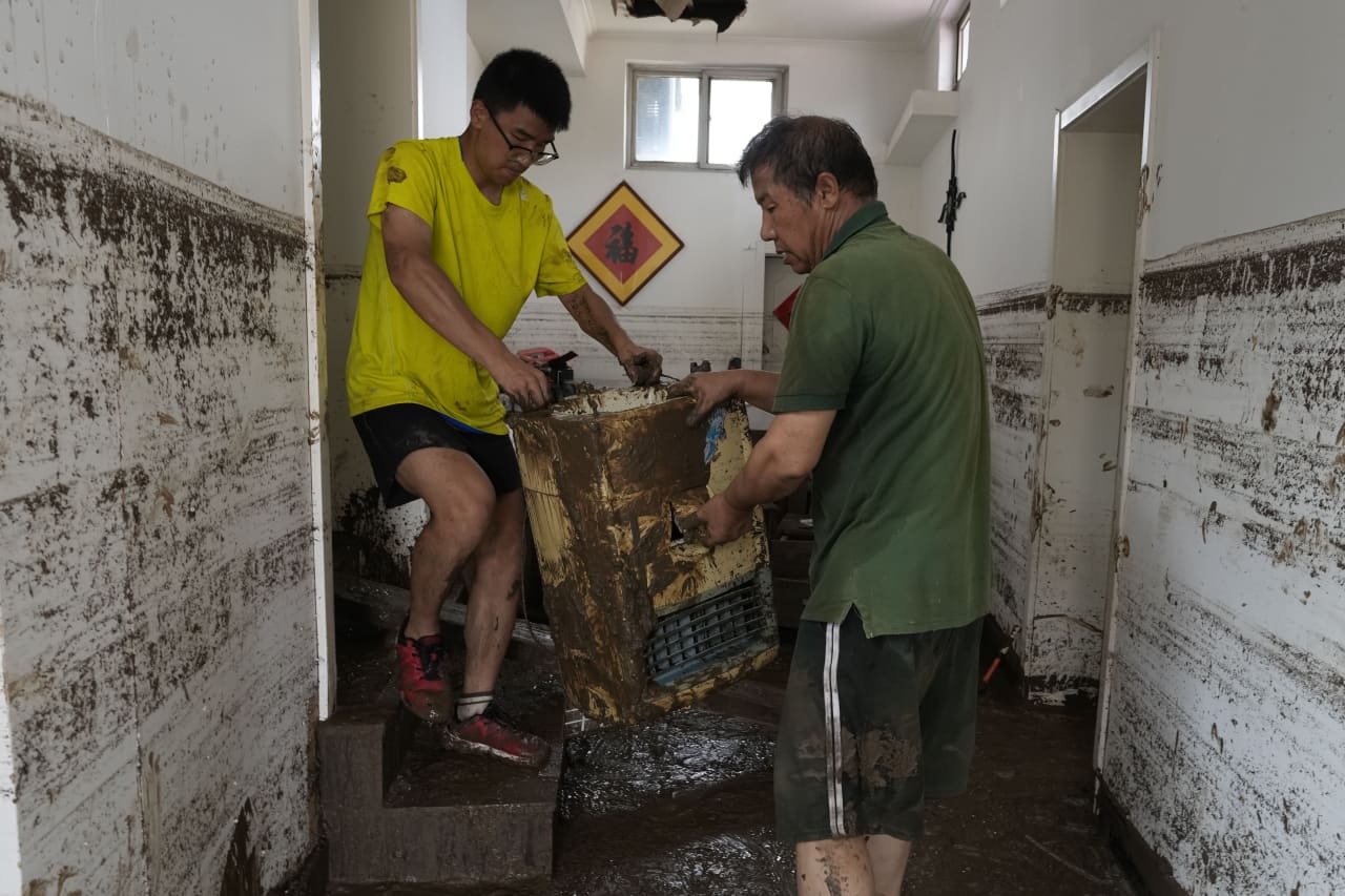 Deadly Flooding In China Worsens As Rescues And Evacuations Intensify ...