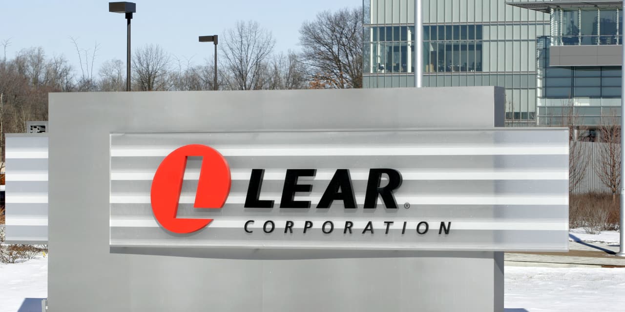 Lear's stock falls, as auto-parts maker reports an earnings miss - Vimarsana News