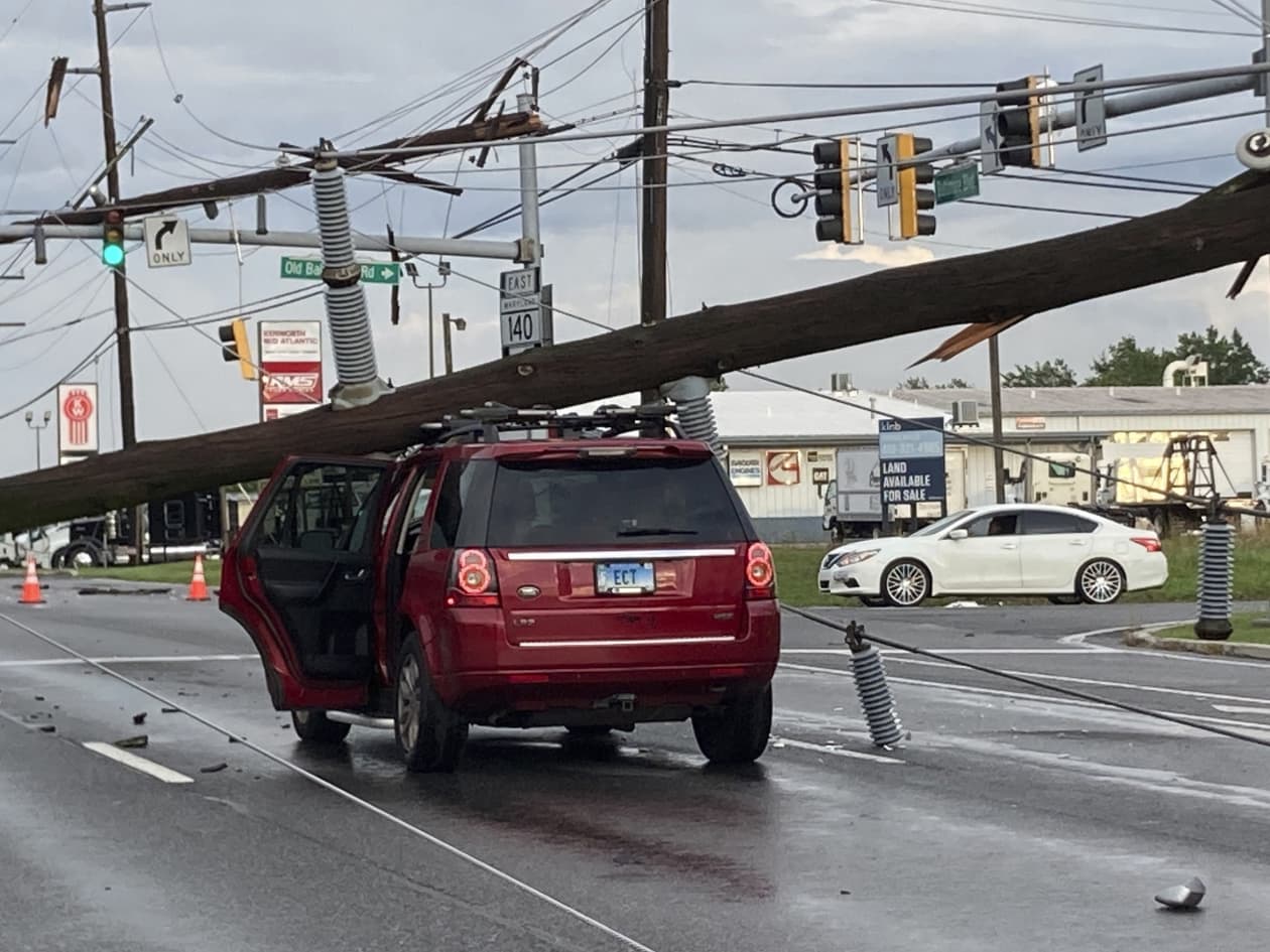 Storm kills 2 people and leaves 1.1 million without power in eastern U ...