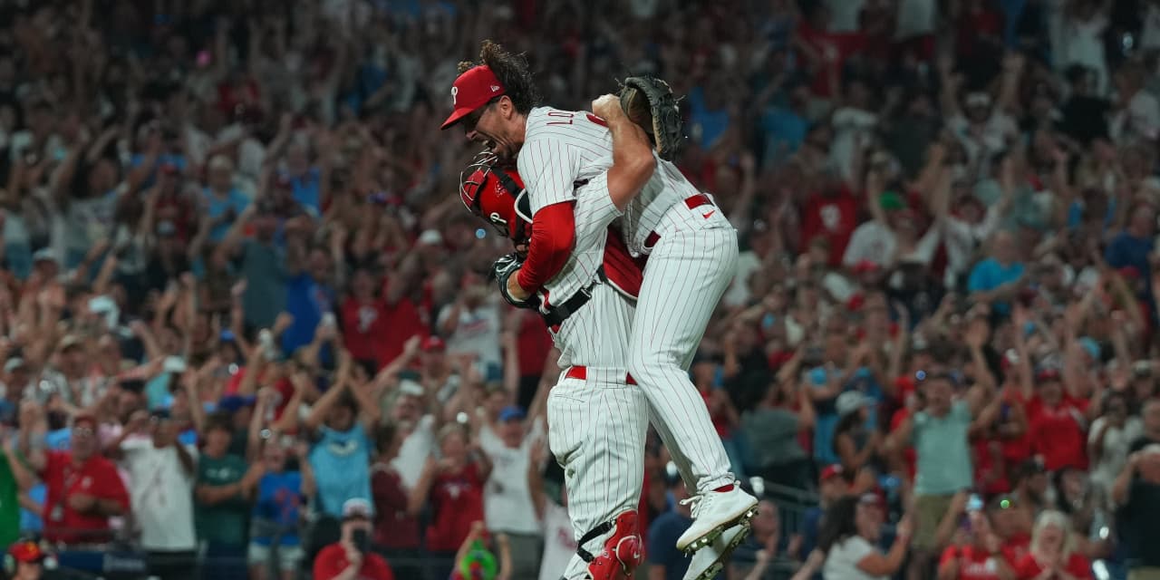 Michael Lorenzen throws nohitter in Phillies home debut