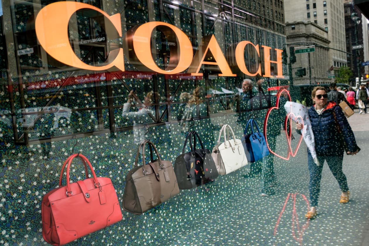Coach parent Tapestry s earnings and guidance fall short of consensus pressuring the stock MarketWatch