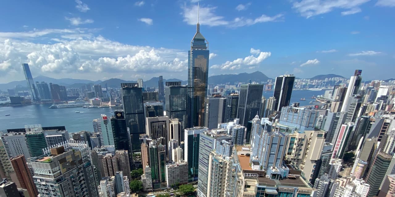 Asian markets dip ahead of Fed decision on interest rates