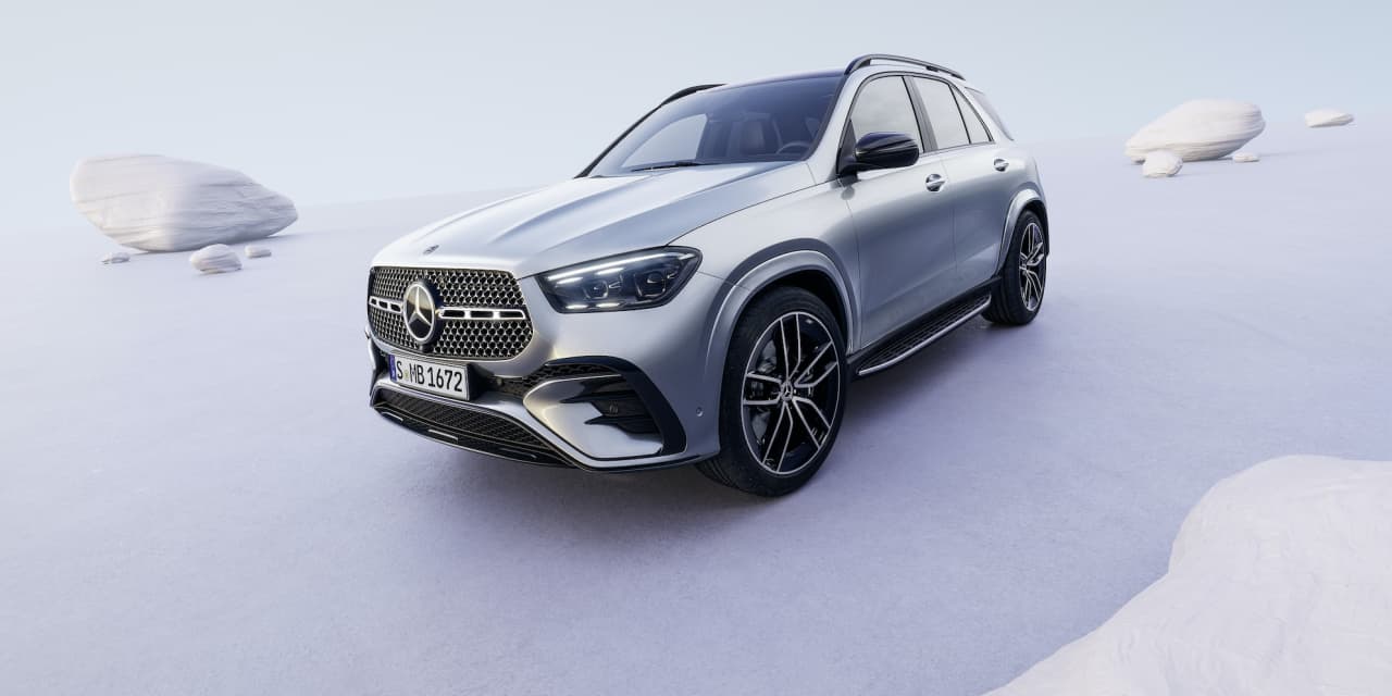 The 2024 Mercedes-Benz GLE raises the bar for luxury SUVs, and now there's a plug-in hybrid version, too - Vimarsana News