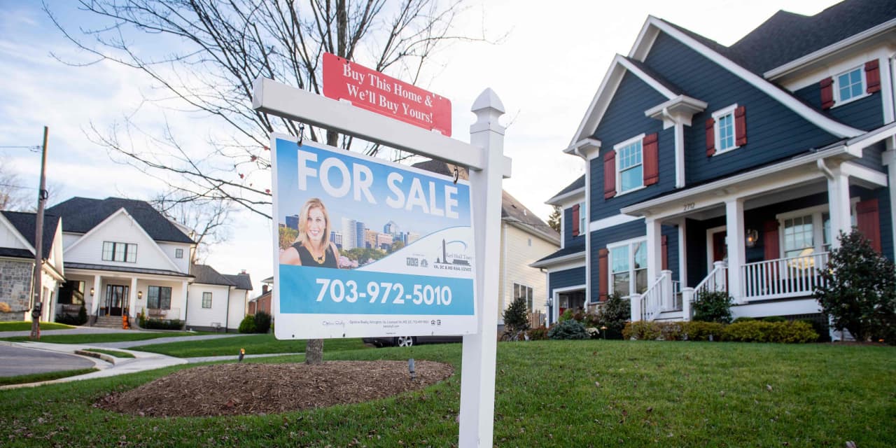 Home-buying demand falls as mortgage rates reach multi-decade highs - Vimarsana News