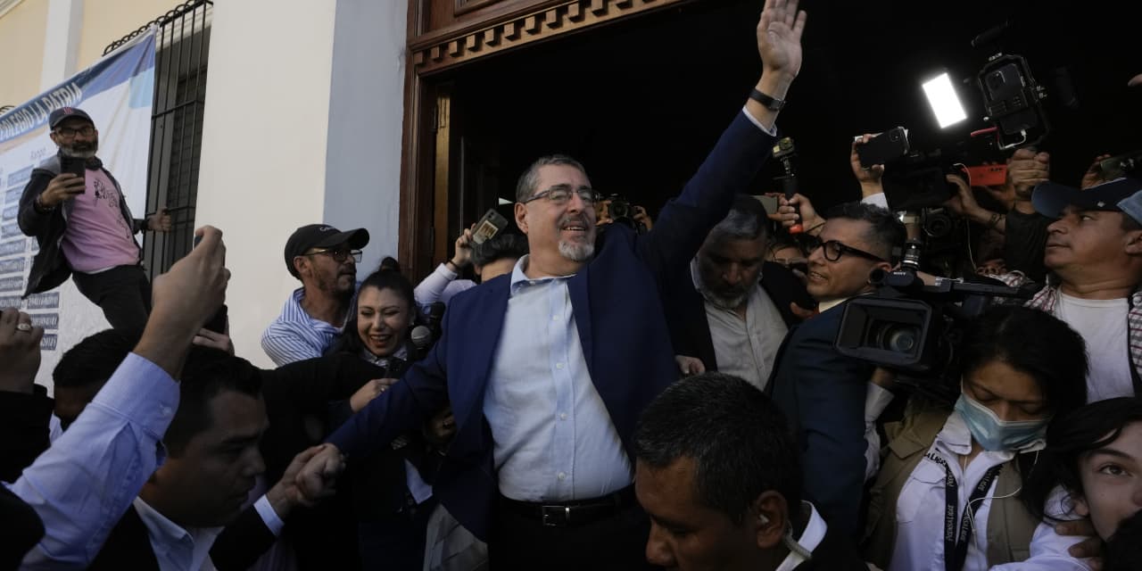 Progressive candidate leading Guatemala election, early results show
