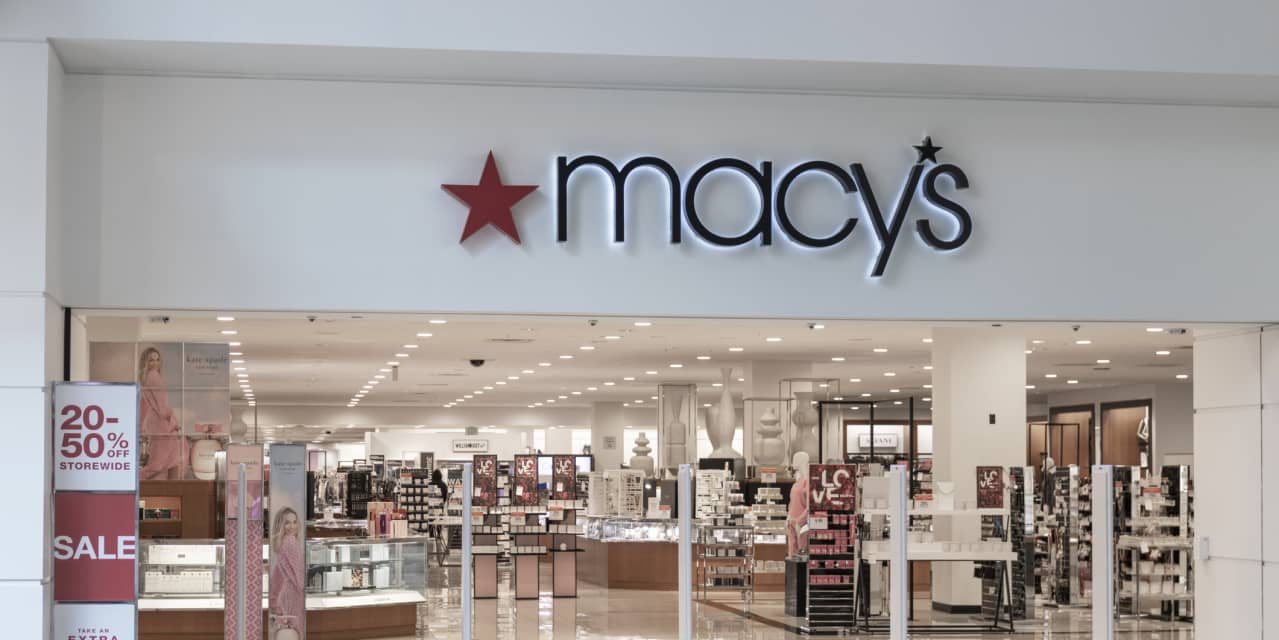 Macy's flags acceleration in credit-card delinquencies - Vimarsana News