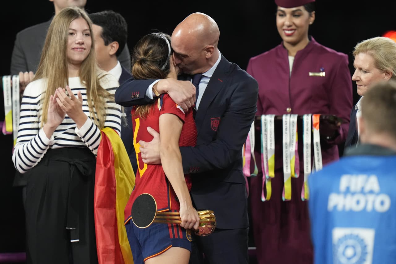 FIFA opens disciplinary case against Spanish official who kissed player on  the lips after World Cup final - MarketWatch