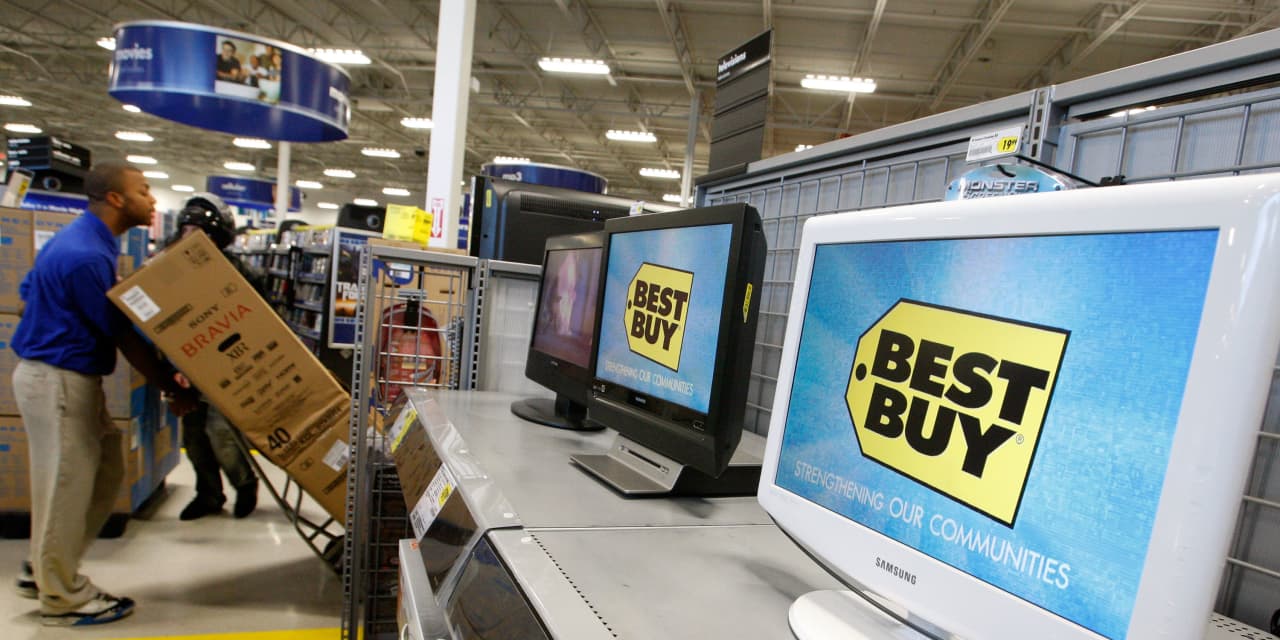 Best Buy triples down on call for bottom in tech demand