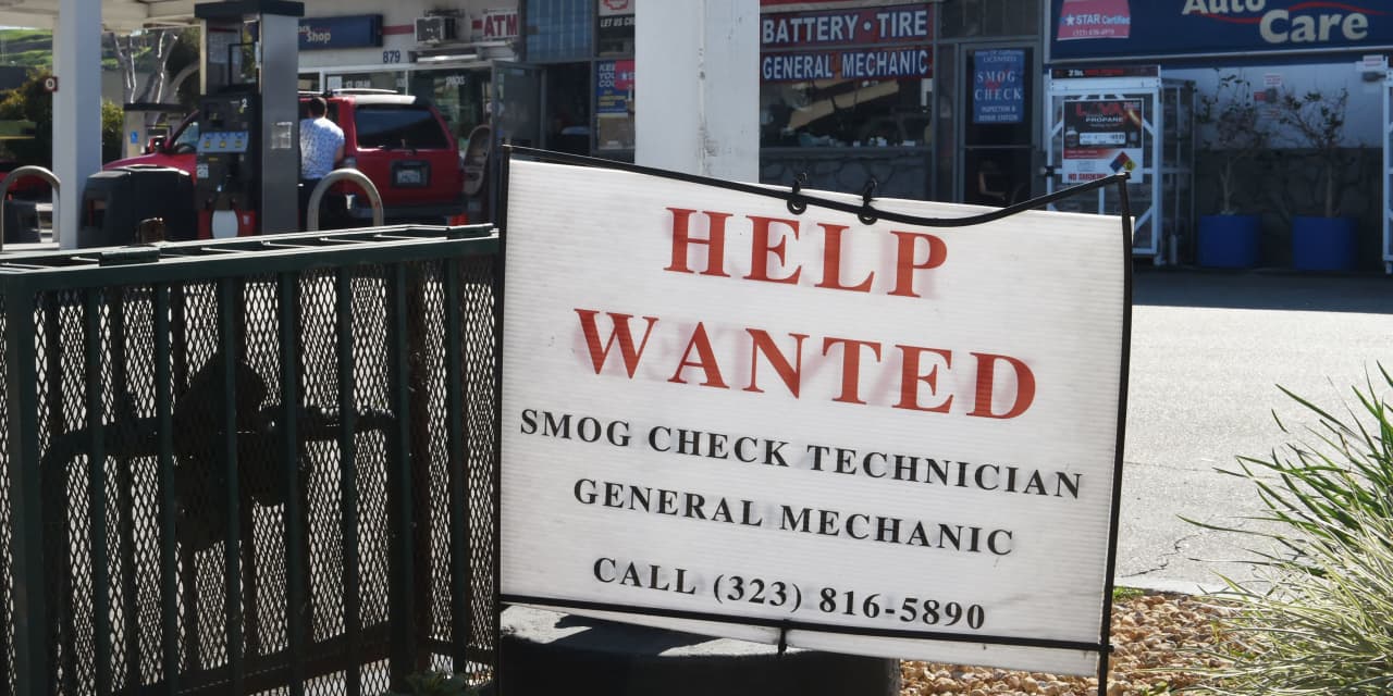 U.S. creates mild 187,000 jobs. Hiring is slowing and could keep on Fed on hold - Vimarsana News