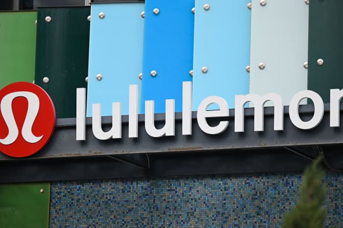 Lululemon's stock drops on soft revenue forecast - MarketWatch