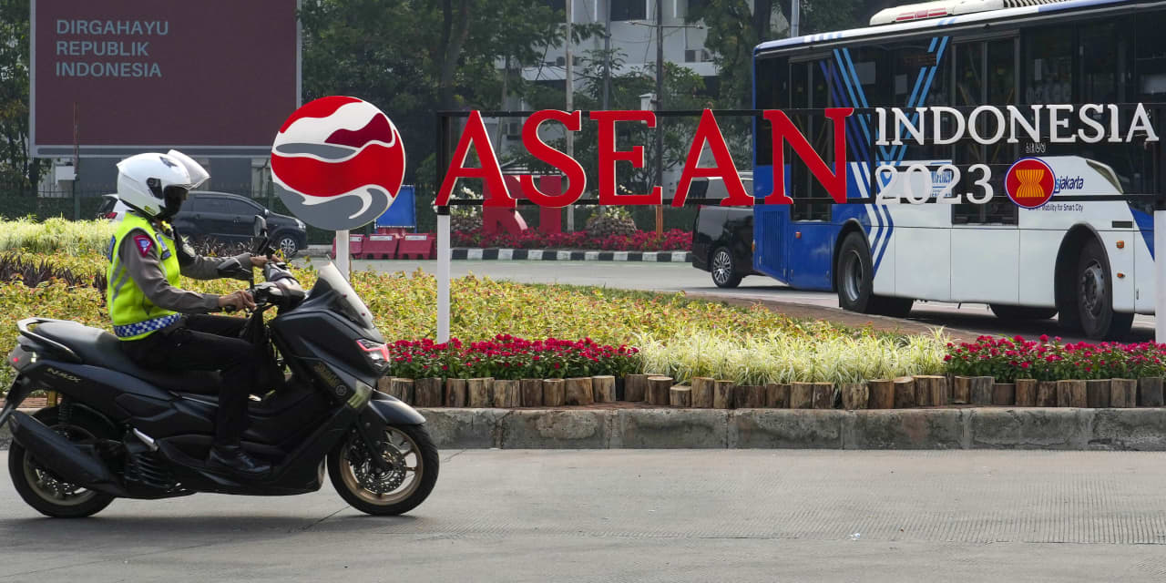 Southeast Asian leaders face thorny issues without Biden, who’s skipping ASEAN summit