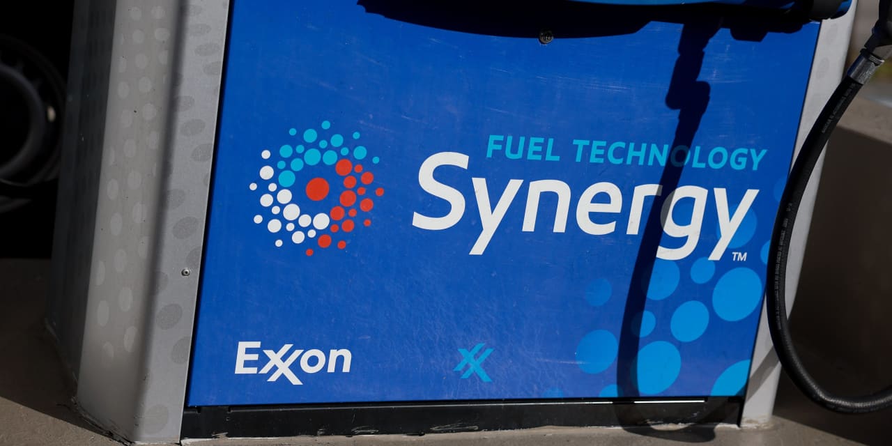 Energy stocks getting ready to take the lead again after crude's August bounce, says strategist - Vimarsana News