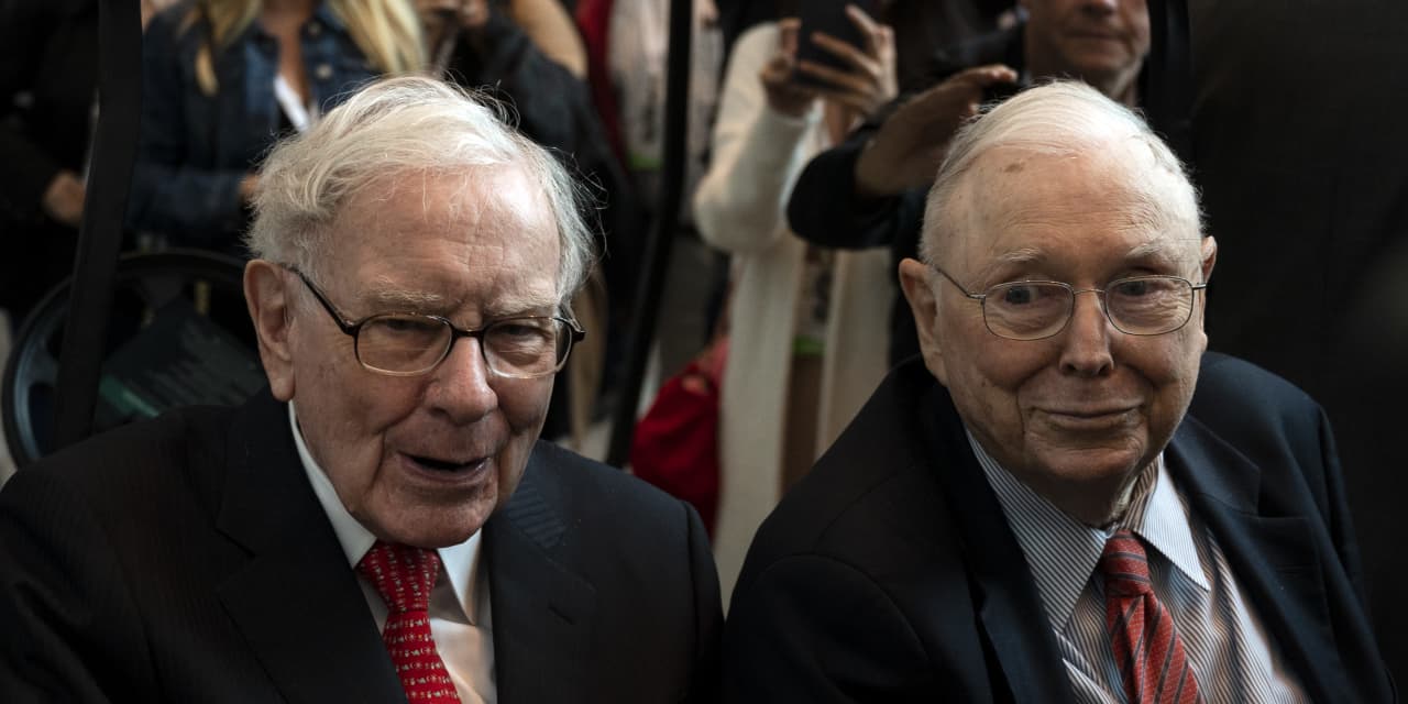 Opinion: What will Warren Buffett and Berkshire Hathaway be without Charlie Munger? - Vimarsana News