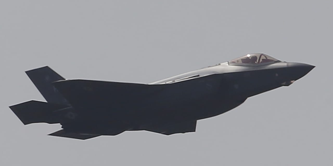 Search for missing fighter jet in South Carolina after pilot safely ejects