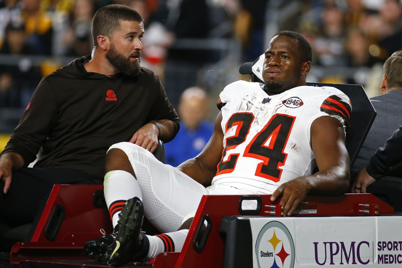 Browns star running back Nick Chubb expected to miss season after