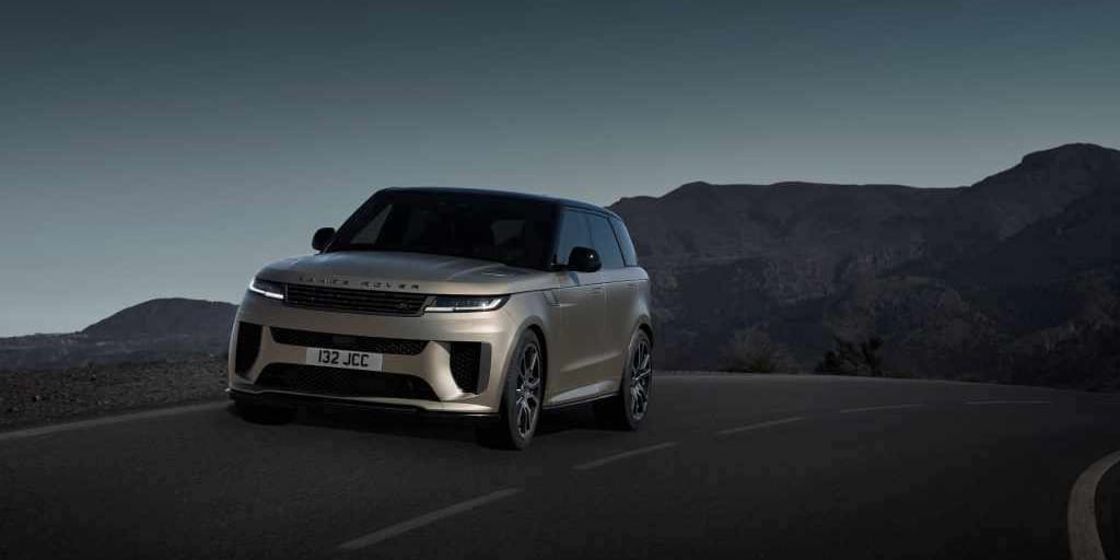 The 2024 Land Rover Defender 110 finds a near-perfect balance between off-roader and luxury SUV - Vimarsana News