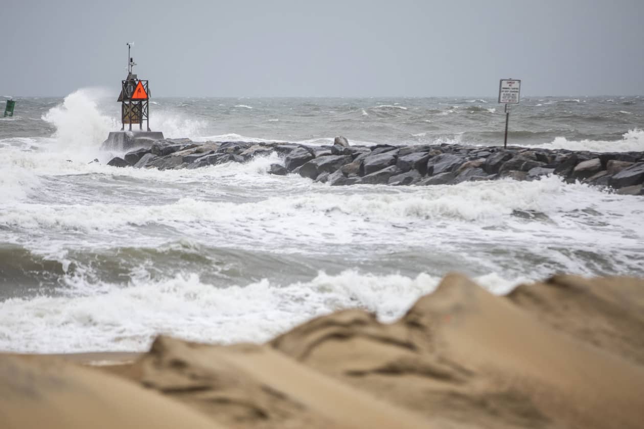 Tropical Storm Ophelia moves inland over North Carolina as coastal ...