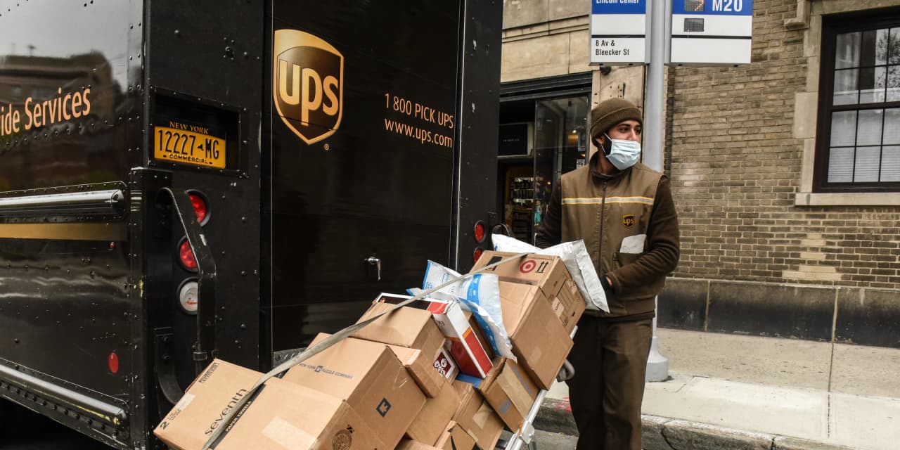 UPS is using AI to prevent ‘porch pirates’ from stealing packages